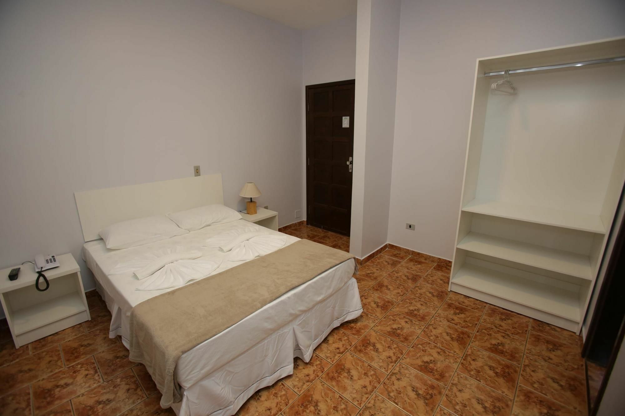 פוז דו איגואסו Iguassu Flats Hotel מראה חיצוני תמונה